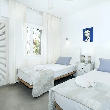 Breathtaking Sea Views *