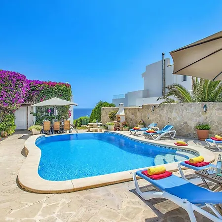 Breathtaking Sea Views Holiday home *